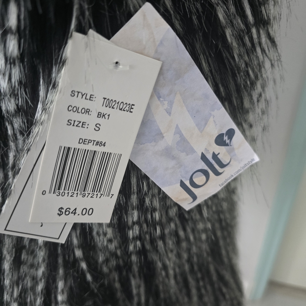 Women's Black and White Faux Fur Vest Size M - Picture 6 of 7